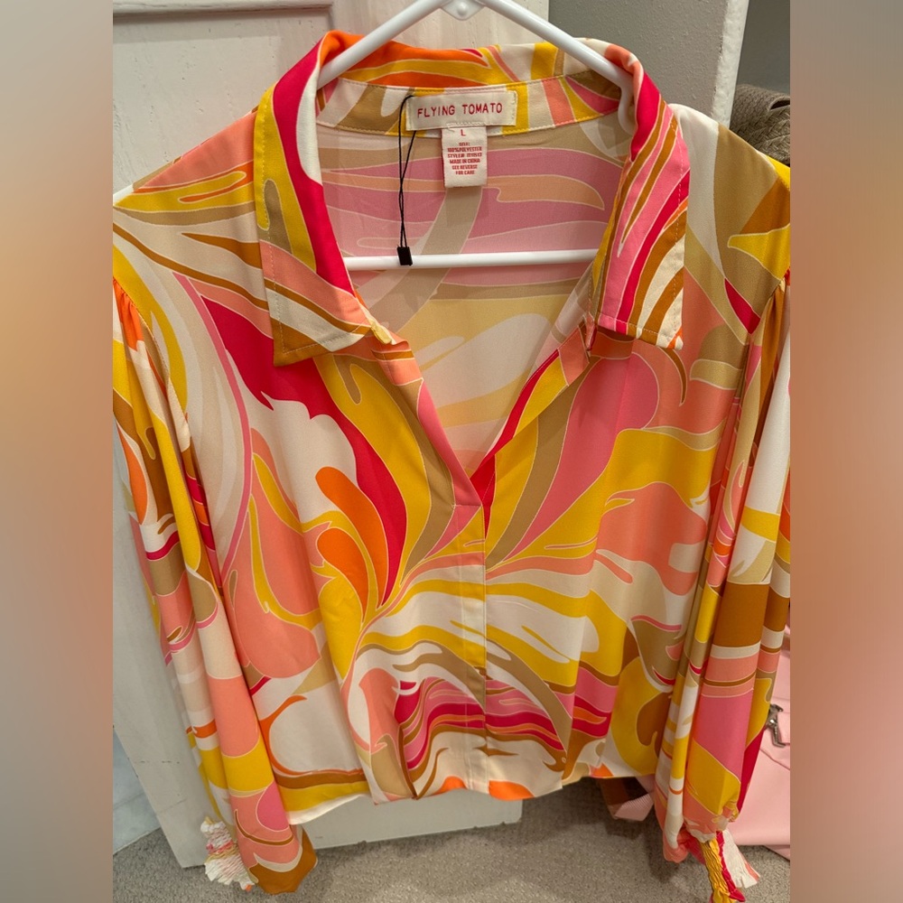 Flying tomato V-neck blouse